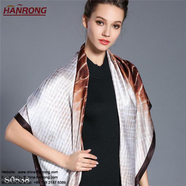 New Gradient Snake Texture Digital Printing High-grade Mulberry Silk Scarf Shawl Wholesale