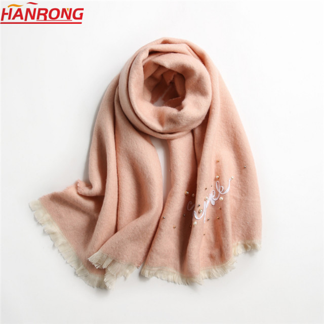 Lady Fashion New Pearl Letter Printing Jacquard Beige Long Acrylic Scarf