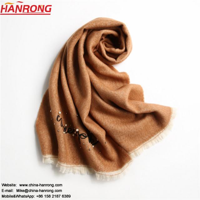 Lady Fashion New Pearl Letter Printing Jacquard Beige Long Acrylic Scarf
